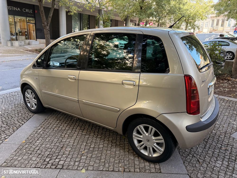 Lancia Musa 1.3 16V M-jet Oro Executive - 2