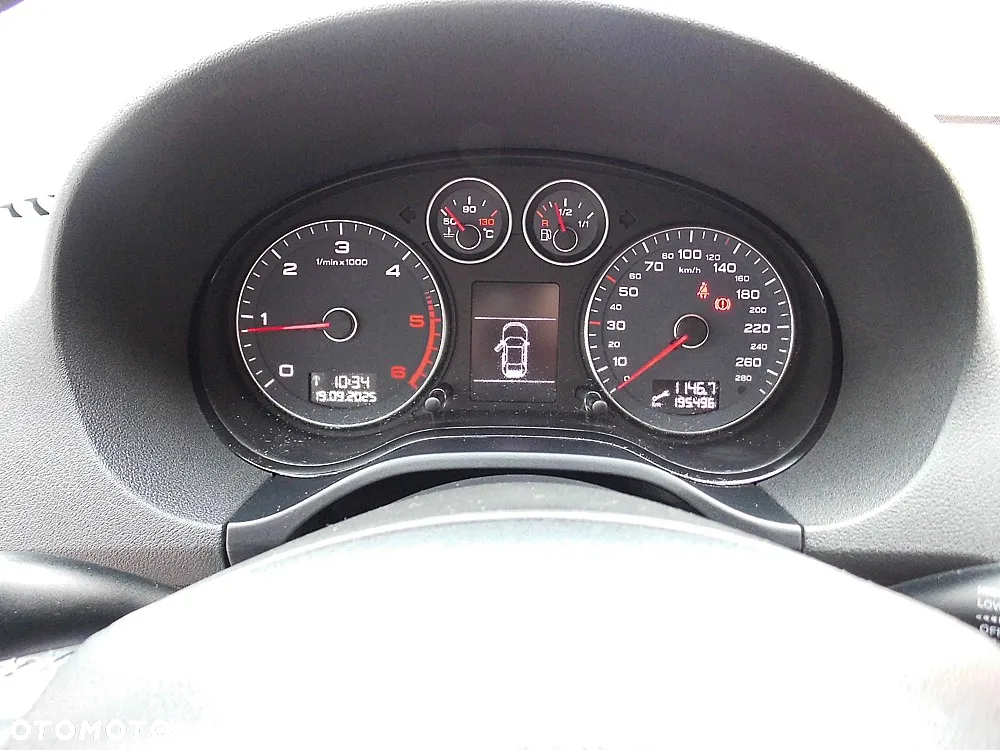 Audi A3 Sportback 1.6 TDI Ambiente - 22