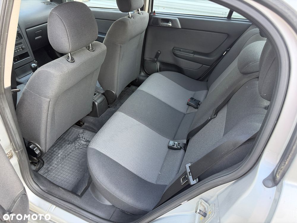 Opel Astra - 12