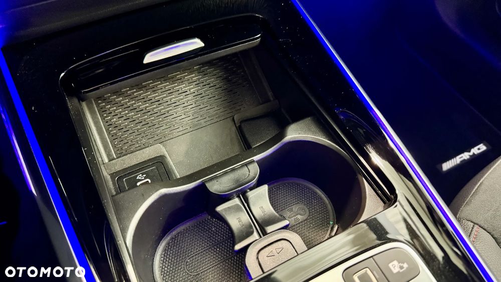 Mercedes-Benz GLA 200 AMG Line - 23