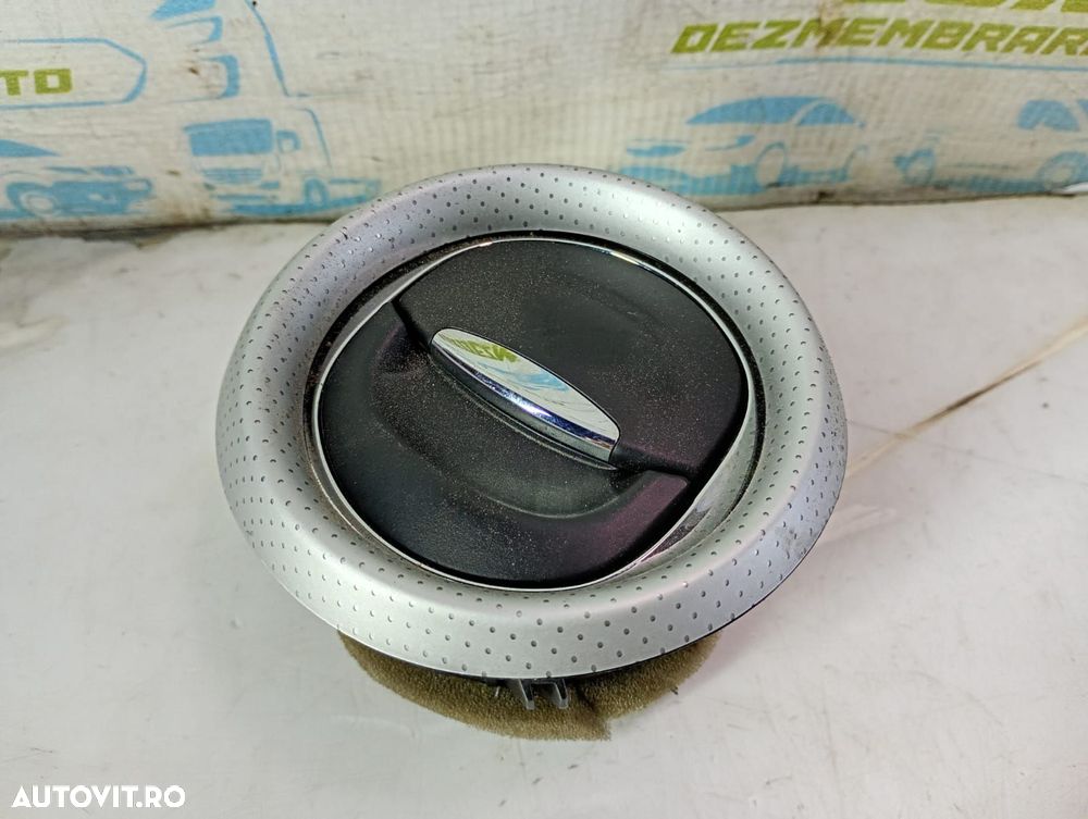 Grila ventilatie bord 687606325r Renault Clio 4 [2012 - 2020] 1.5 dci - 2