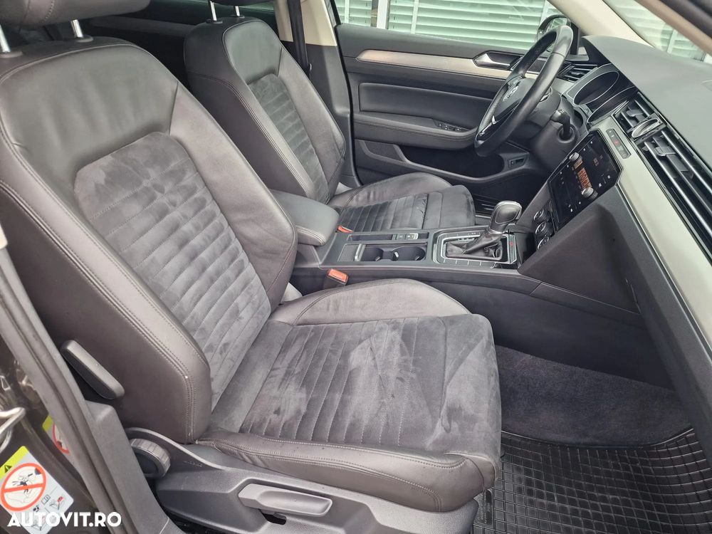 Volkswagen Passat 2.0 TDI DSG 4Motion Highline - 23