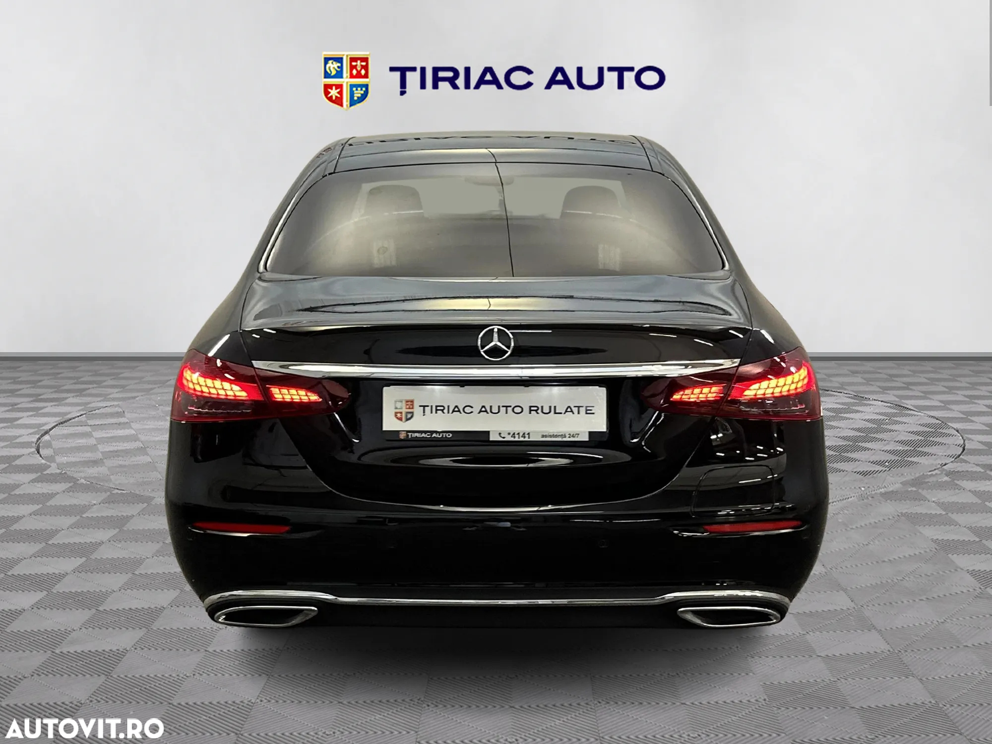 Mercedes-Benz E 300 de 4MATIC Aut. - 4