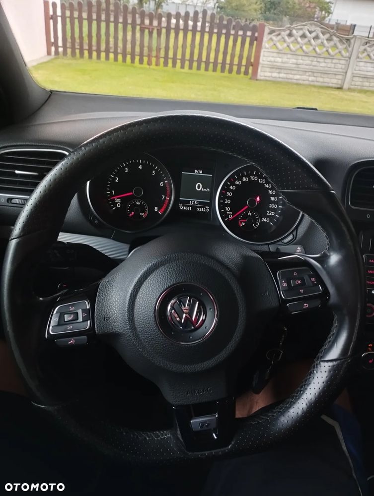 Volkswagen Golf - 14