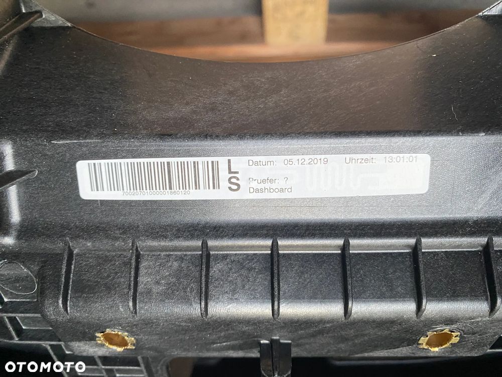 Audi Q3 83A deska Rozdzielcza kokpit konsola oryginał 83B857001 32 km - 14