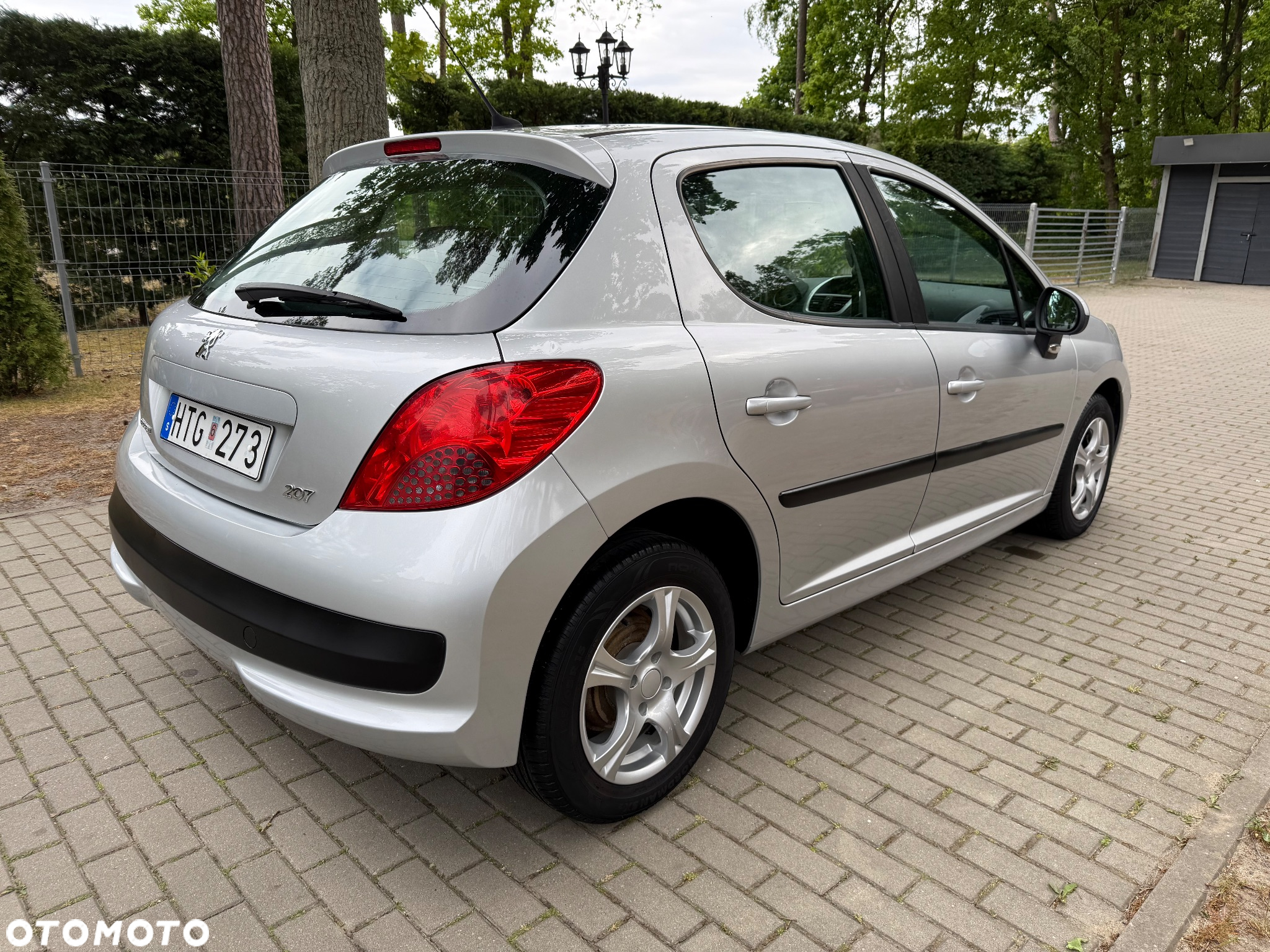 Peugeot 207 - 4