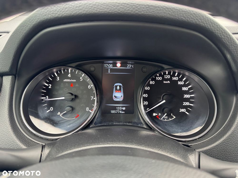 Nissan Qashqai 1.2 DIG-T N-Vision - 7