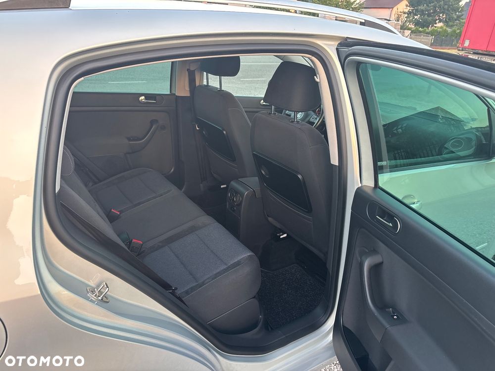 Volkswagen Golf Plus - 13
