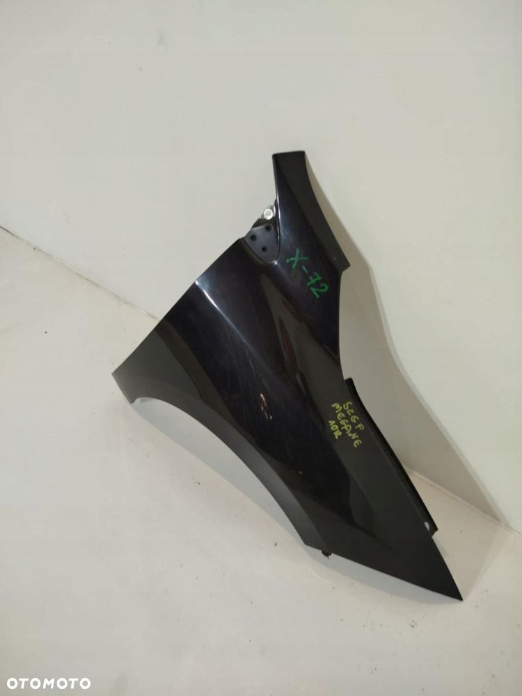 błotnik prawy przedni RENAULT MEGANE III 08-15 - 2