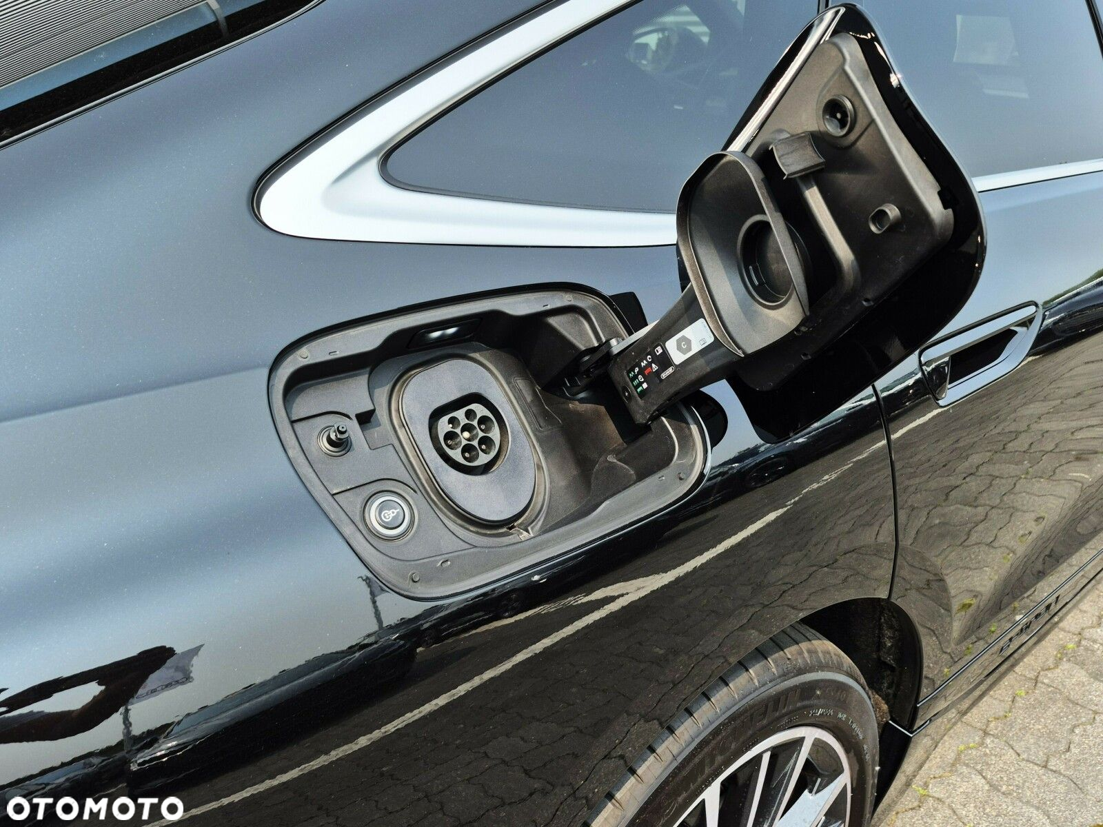 Audi A6 e-tron - 9
