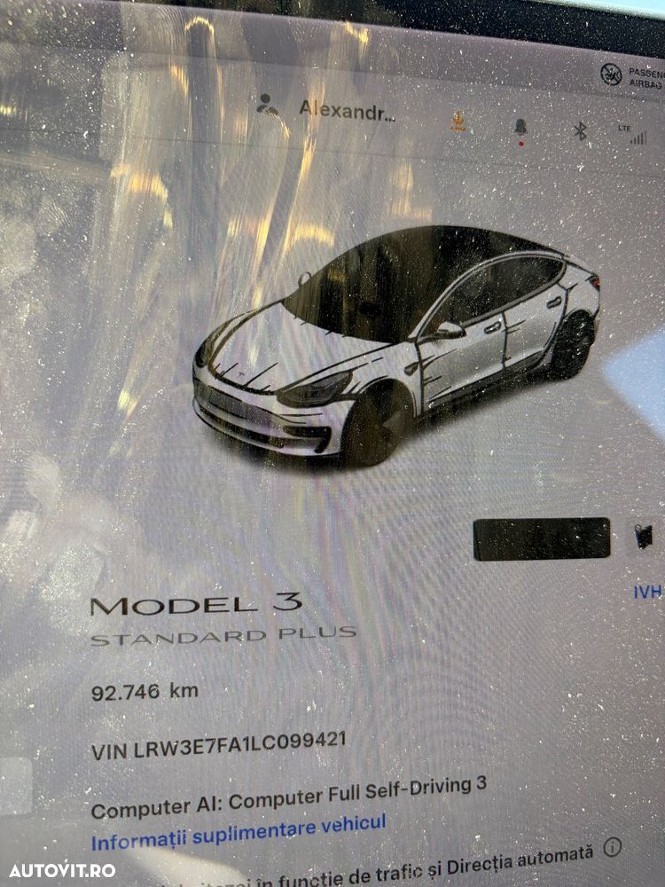 Tesla Model 3 - 3