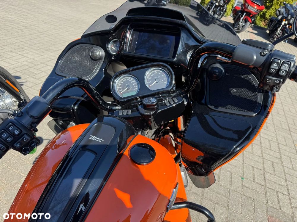 Harley-Davidson Touring Road Glide - 9