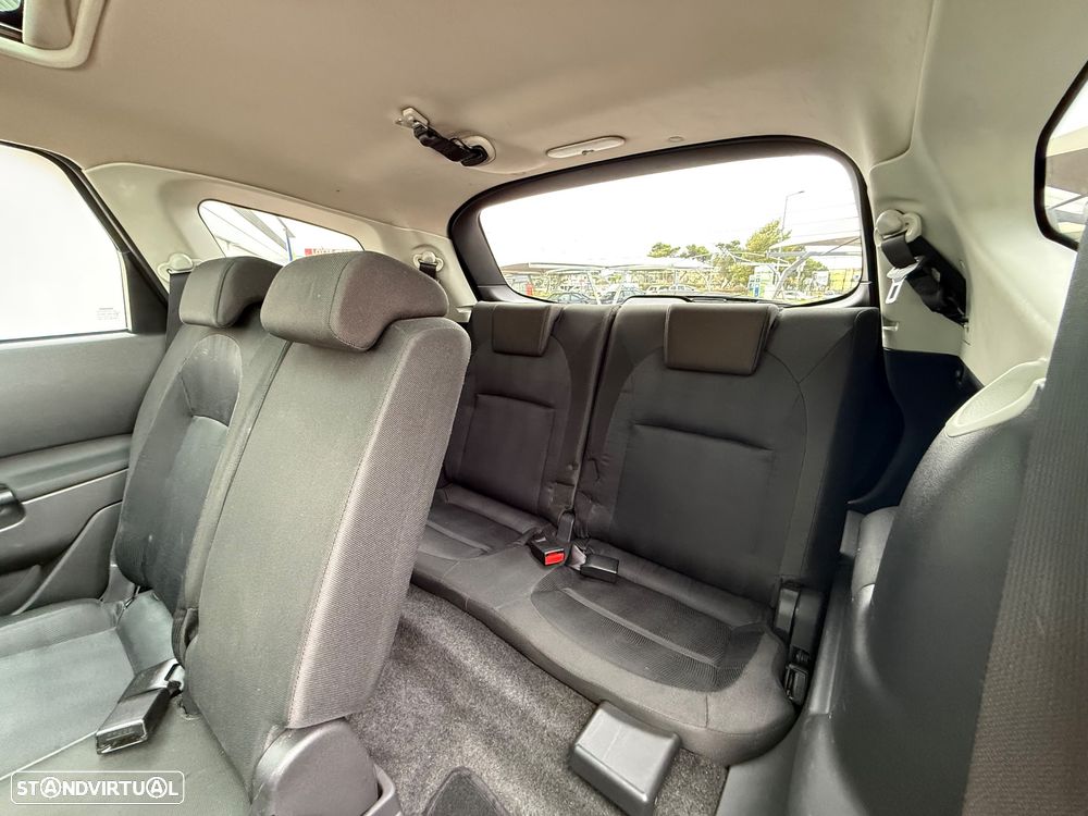 Nissan Qashqai +2 1.5 dCi Tekna Premium 17 - 13