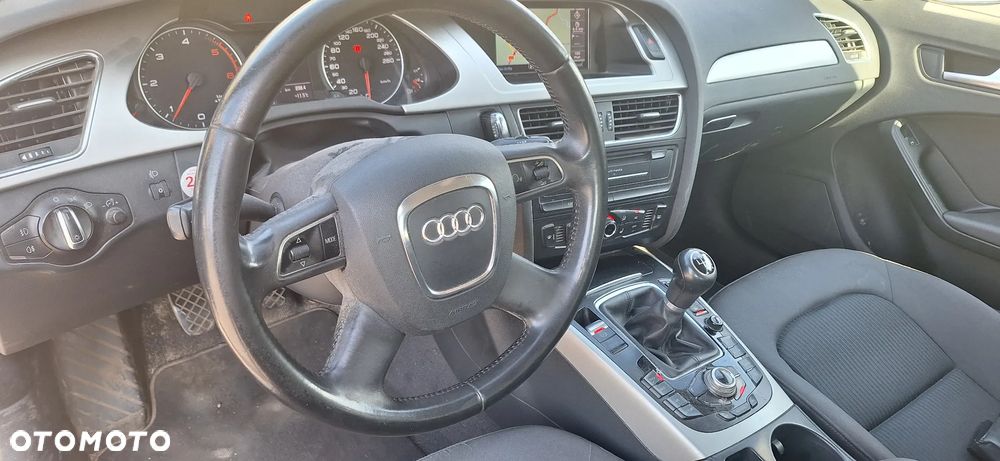 Audi A4 Avant - 7