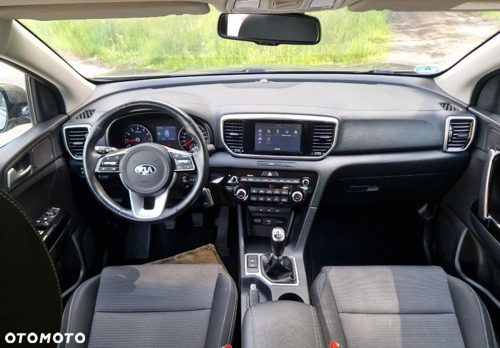 Kia Sportage 1.6 GDI 2WD DREAM-TEAM EDITION - 32
