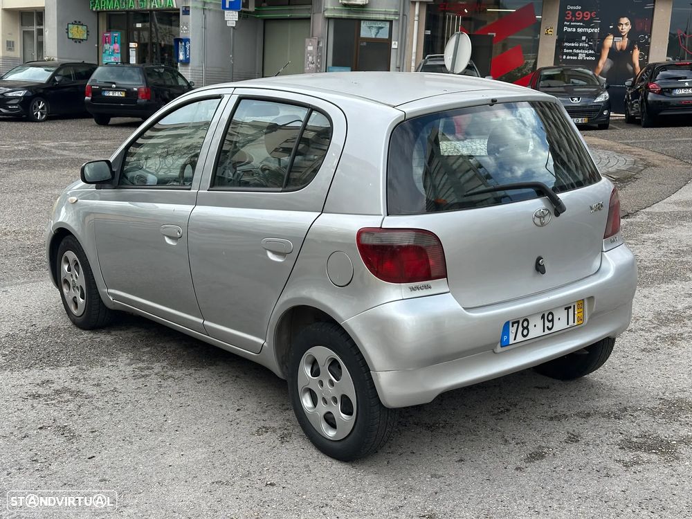 Toyota Yaris 1.3 Luna ABS+CD+AC - 8