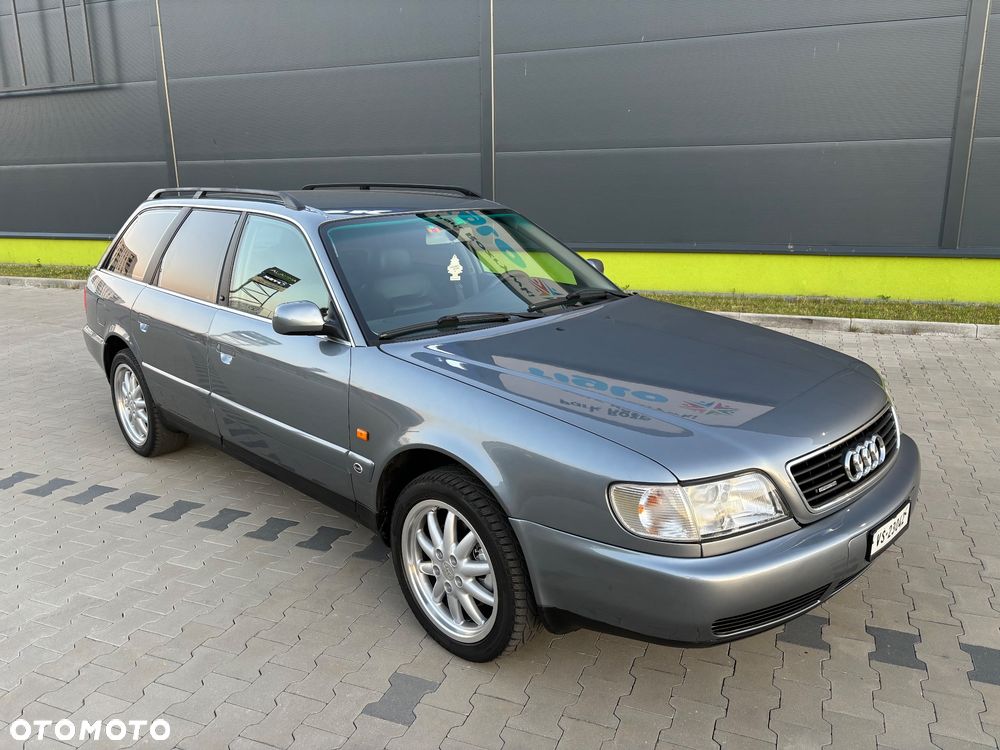 Audi A6 Avant 2.8 30V Quattro - 1