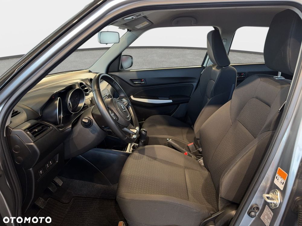 Suzuki Swift - 15