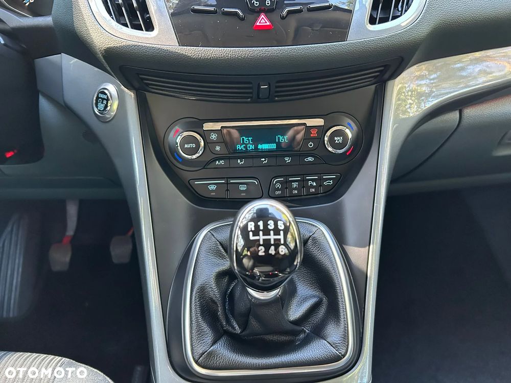 Ford C-MAX 1.6 EcoBoost Titanium - 16