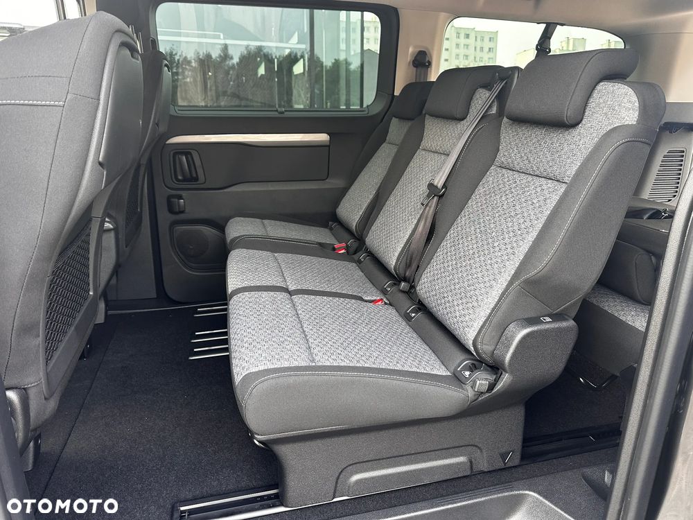Peugeot Traveller 2.2 BlueHDi Long Business EAT8 - 8