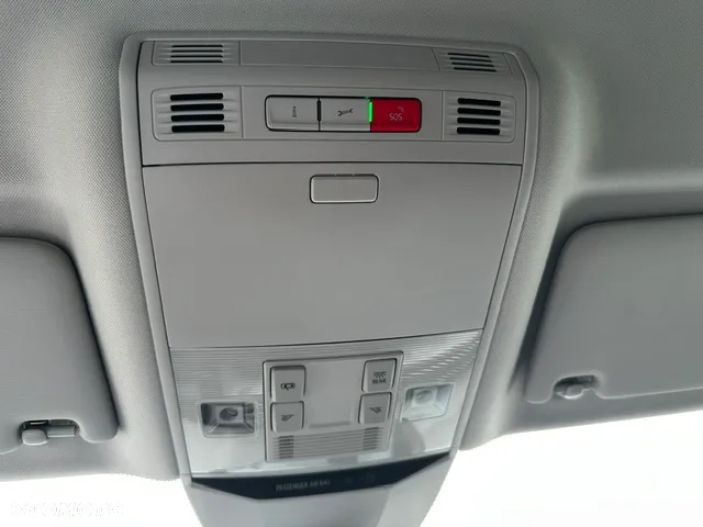 Volkswagen Passat - 15