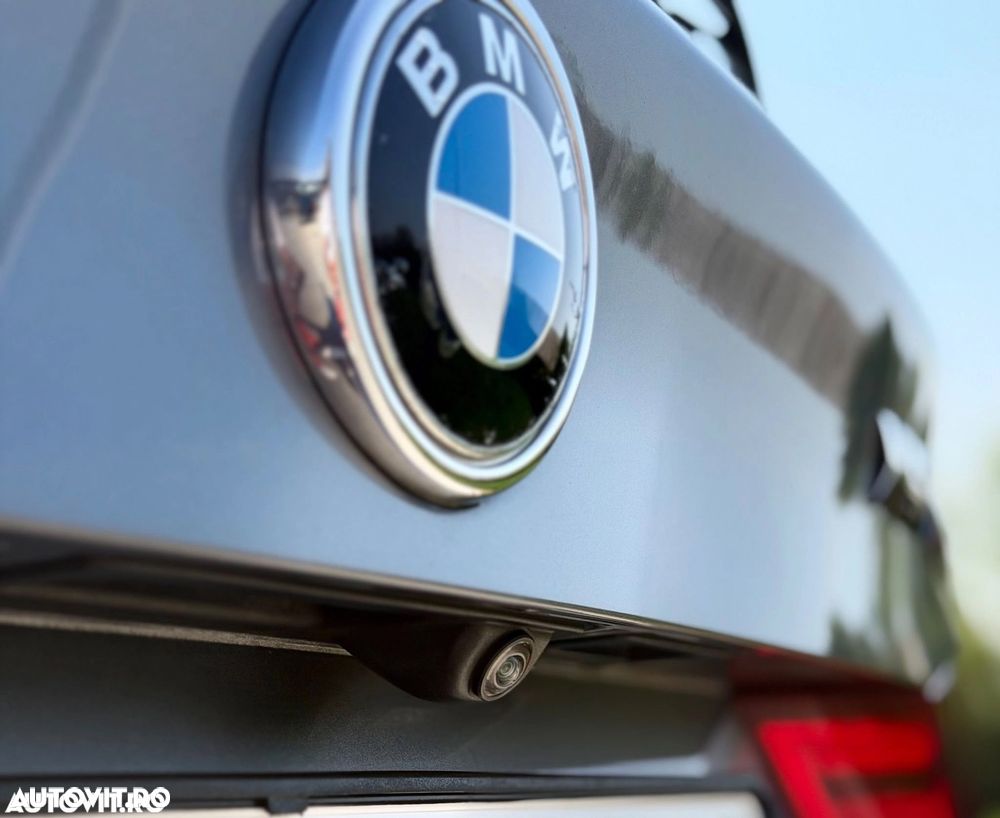 BMW X5 M M50d - 11