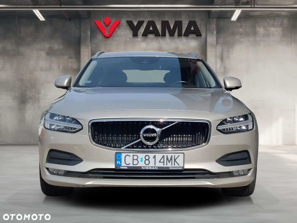 Volvo V90 D5 SCR AWD Momentum - 8