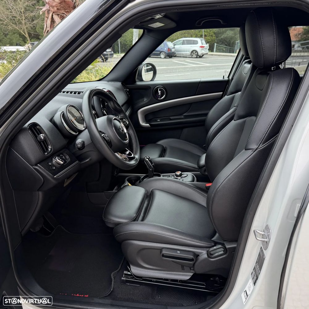 MINI Countryman Cooper D Premium Yours Auto - 13