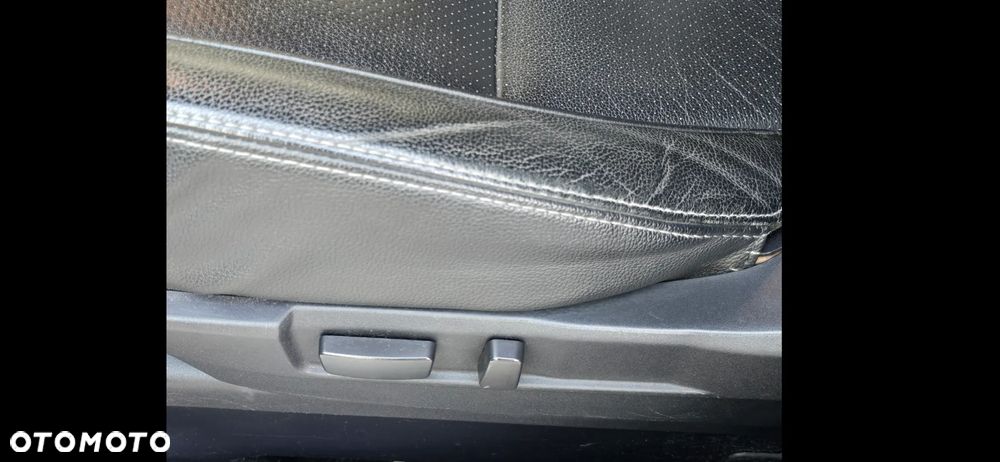 Mitsubishi Outlander 2.0 Instyle Navi CVT - 22