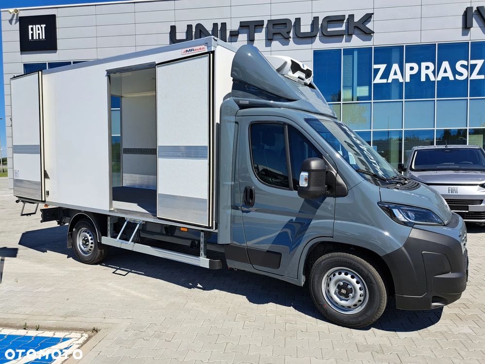 Fiat Ducato Kontener z windą - 17