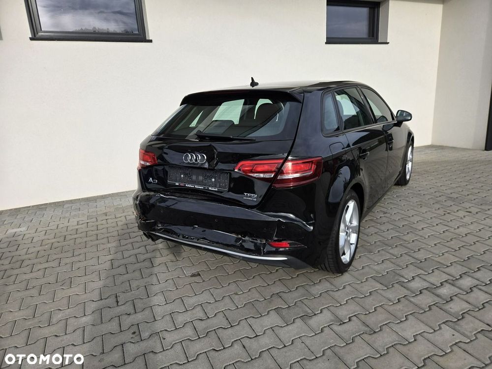 Audi A3 Sportback - 3