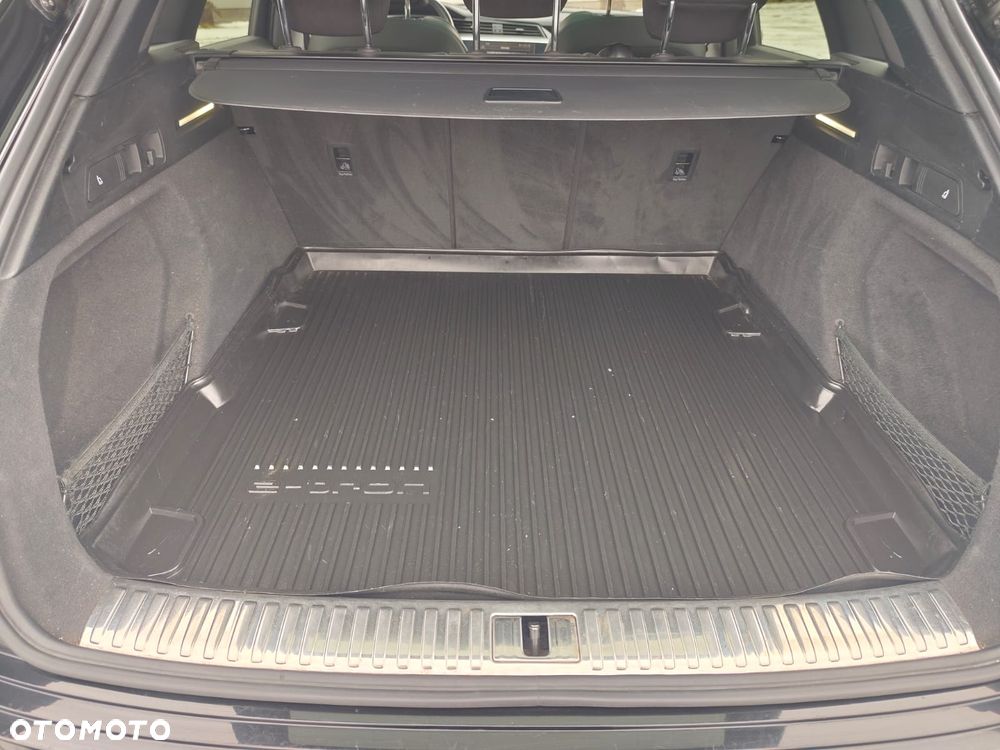 Audi e-tron 55 Quattro Advanced - 21