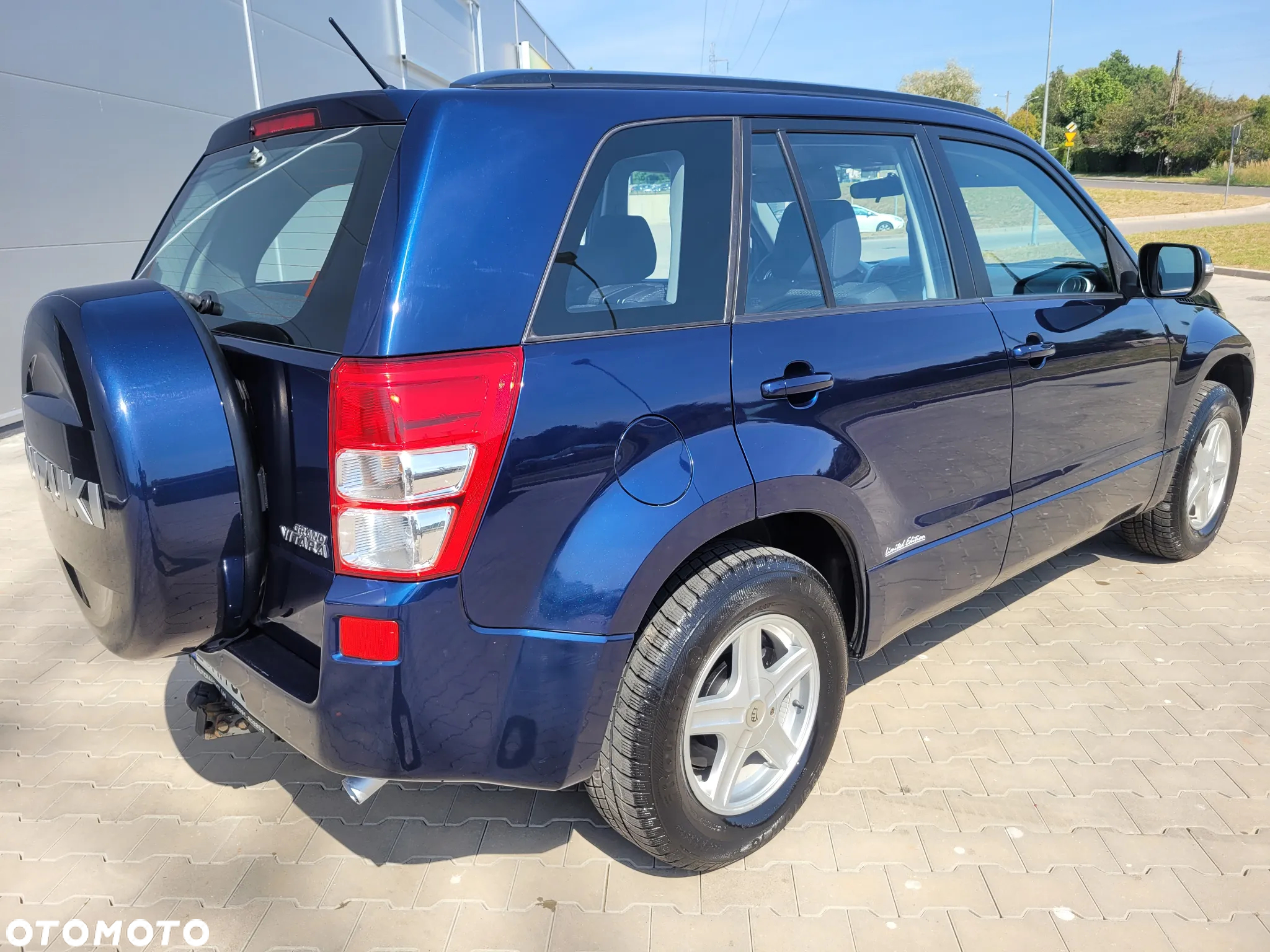 Suzuki Grand Vitara 2.0 Comfort Limited - 6
