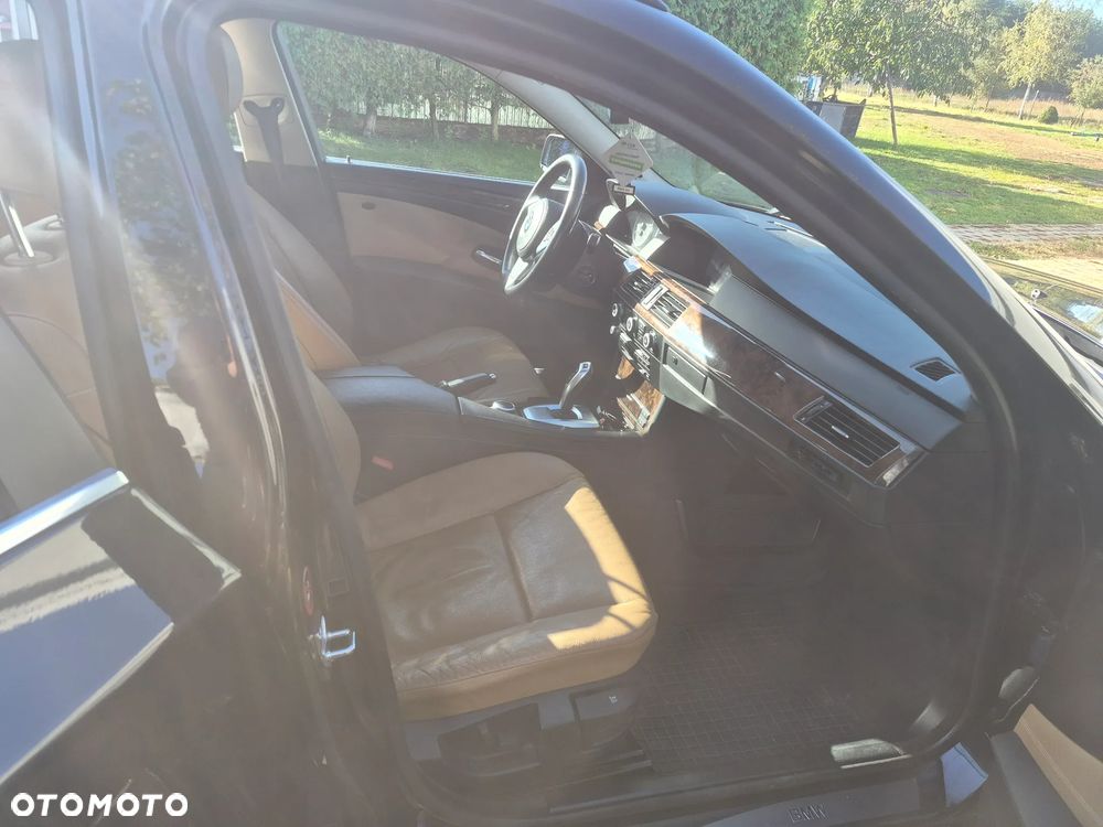 BMW Seria 5 - 13