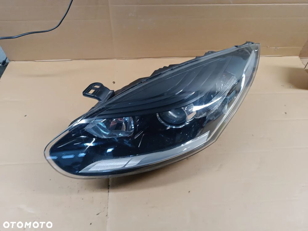 LAMPA PRZÓD PRZEDNIA LEWA RENAULT MEGANE III LIFT EUROPA IGŁA - 2