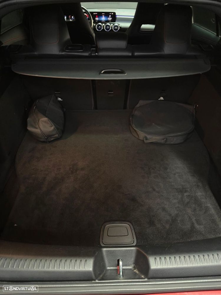 Mercedes-Benz CLA 250 - 25
