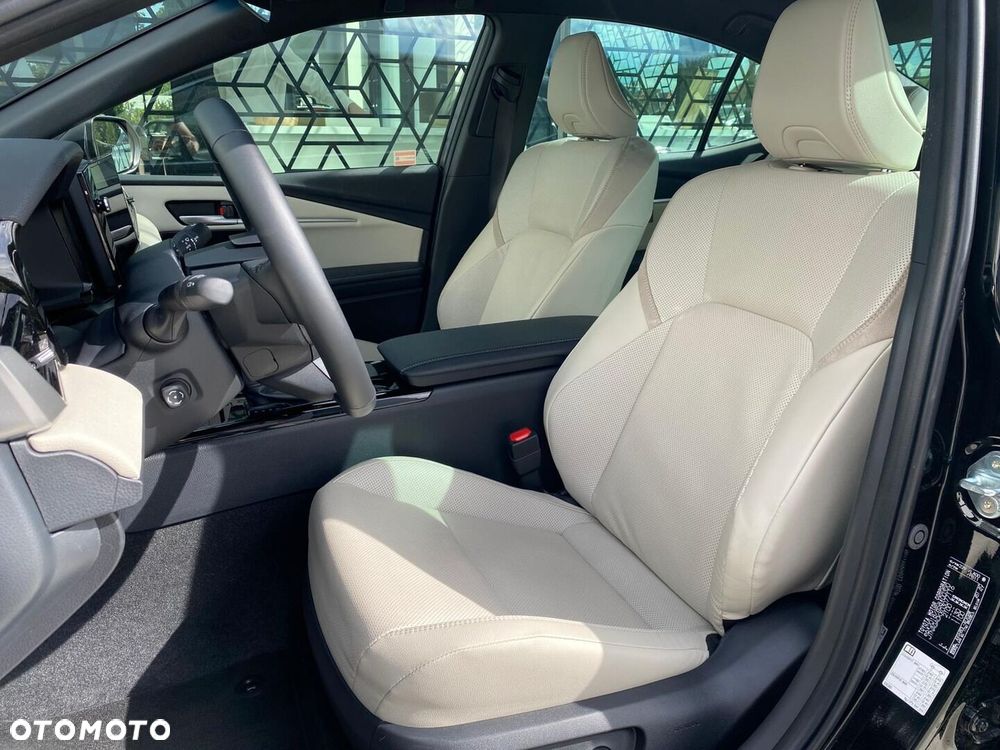 Toyota Camry - 6