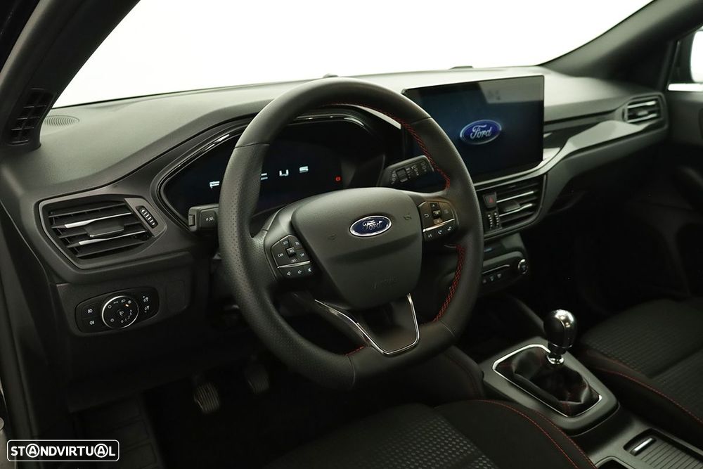 Ford Focus 1.0 EcoBoost MHEV ST-Line X - 7