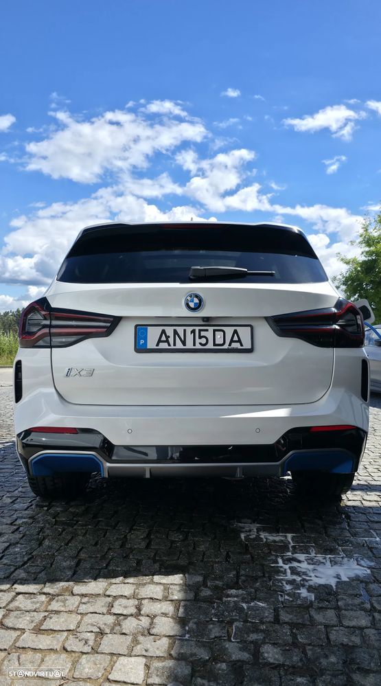 BMW iX3 - 6