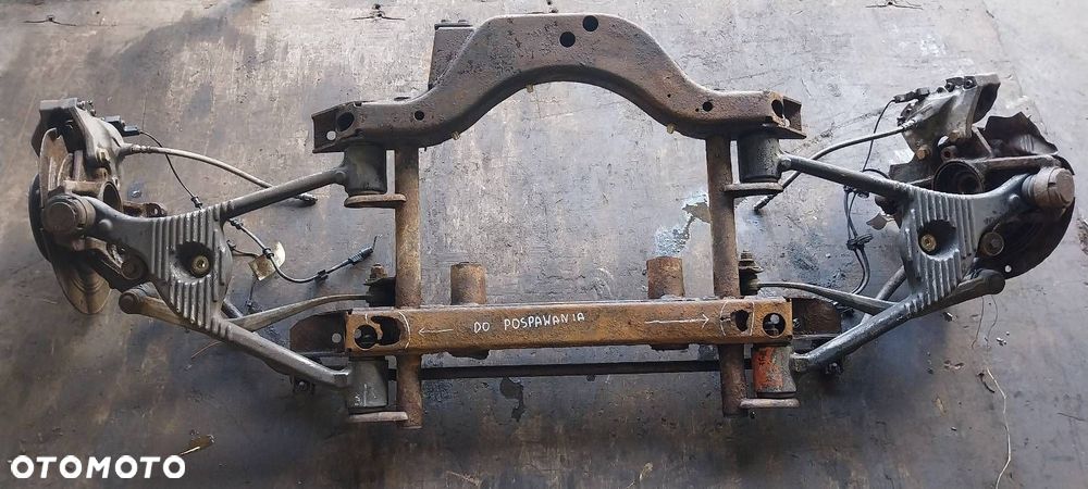 KOMPLETNE ZAWIESZENIE BELKA SANKI TYŁ WAHACZE ZWROTNICE MERCEDES W163 ML - 1