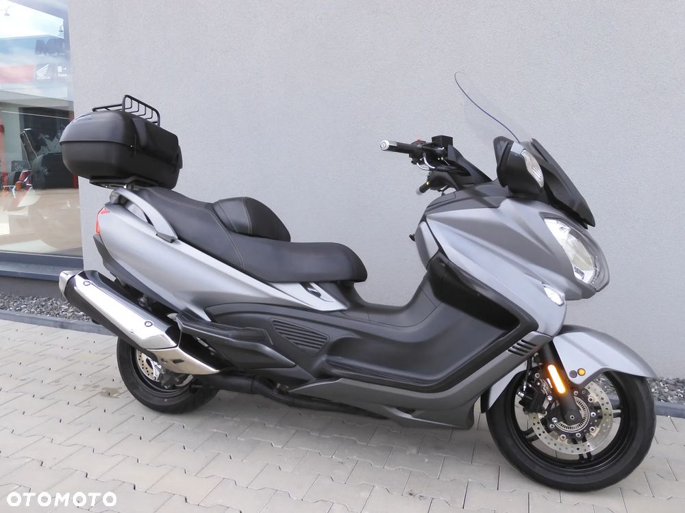 Suzuki Burgman - 5