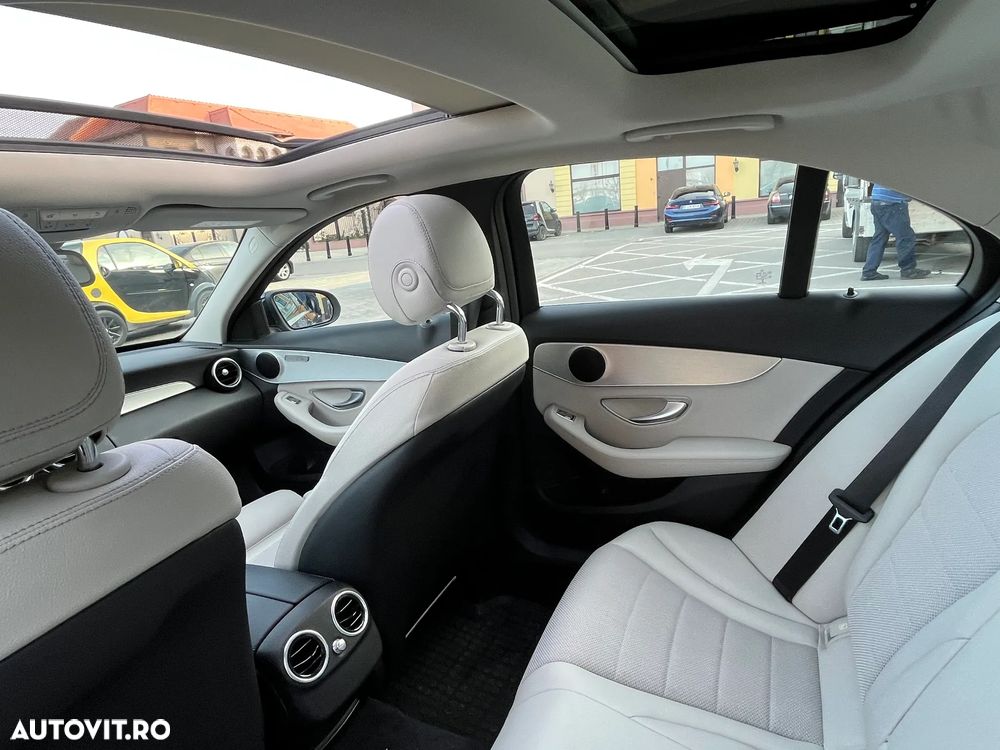 Mercedes-Benz C 220 d 9G-TRONIC Avantgarde - 9