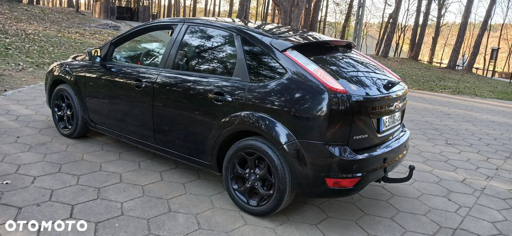 Ford Focus ver-1-6-platinium-x - 17