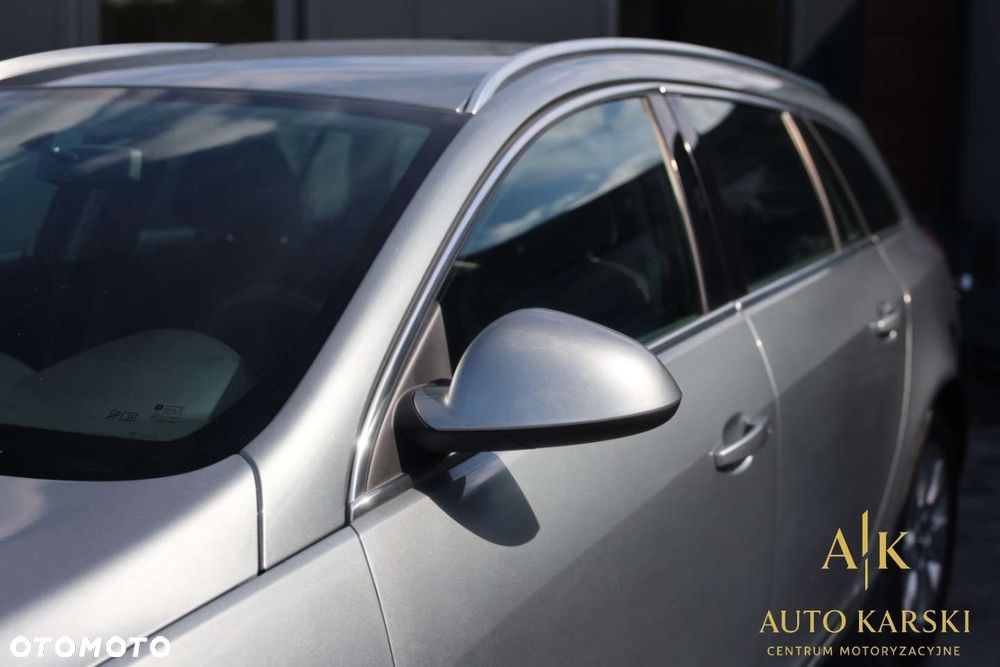 Opel Insignia - 13