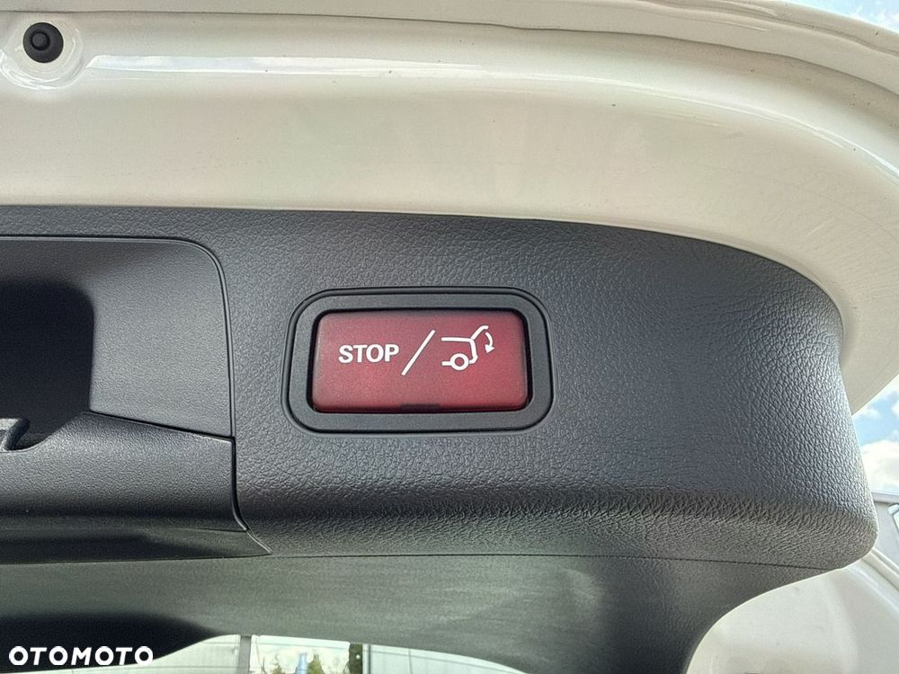 Mercedes-Benz EQA 250+ 70.5kWh Progressive - 17
