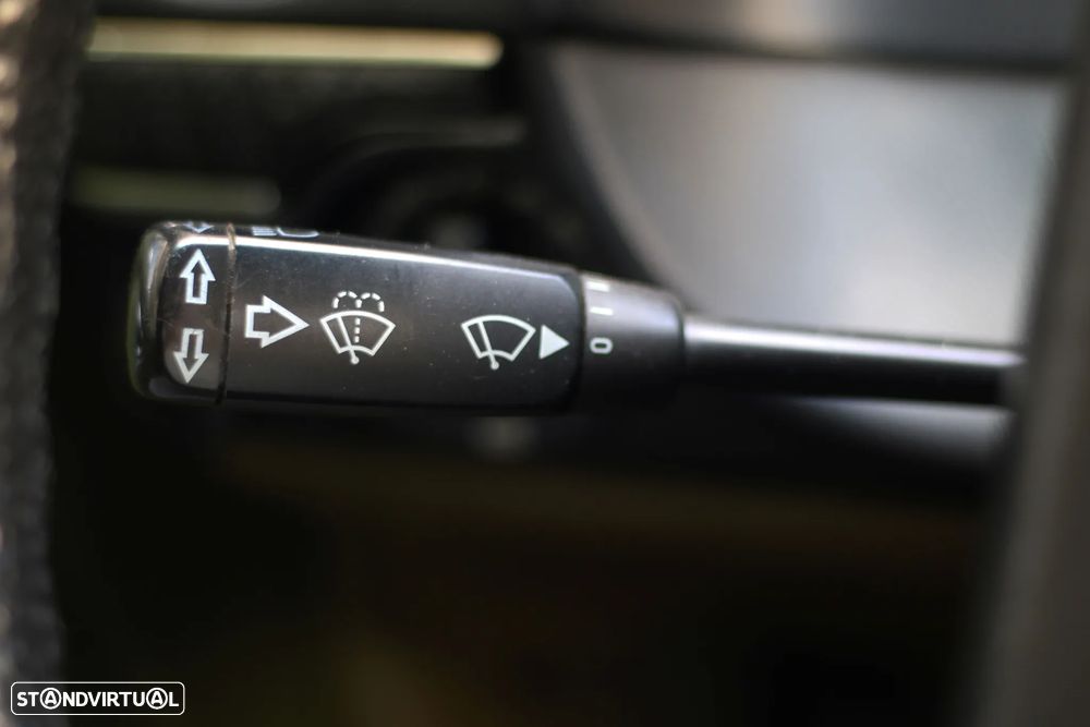 Mercedes-Benz W123 (1976-1986) 300 D - 43