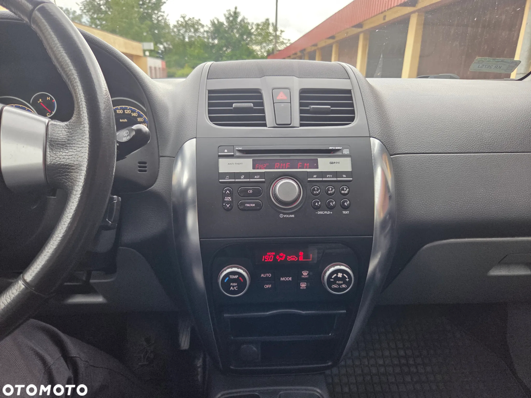 Suzuki SX4 1.6 Comfort 4WD - 10