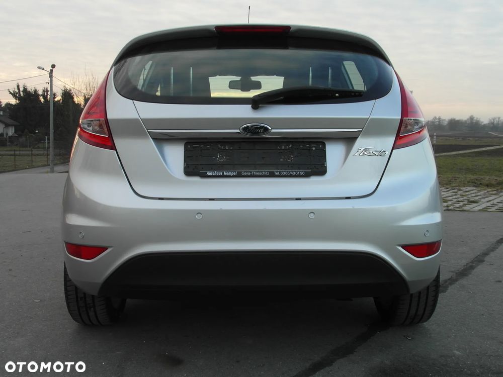 Ford Fiesta 1.25 Celebration - 7