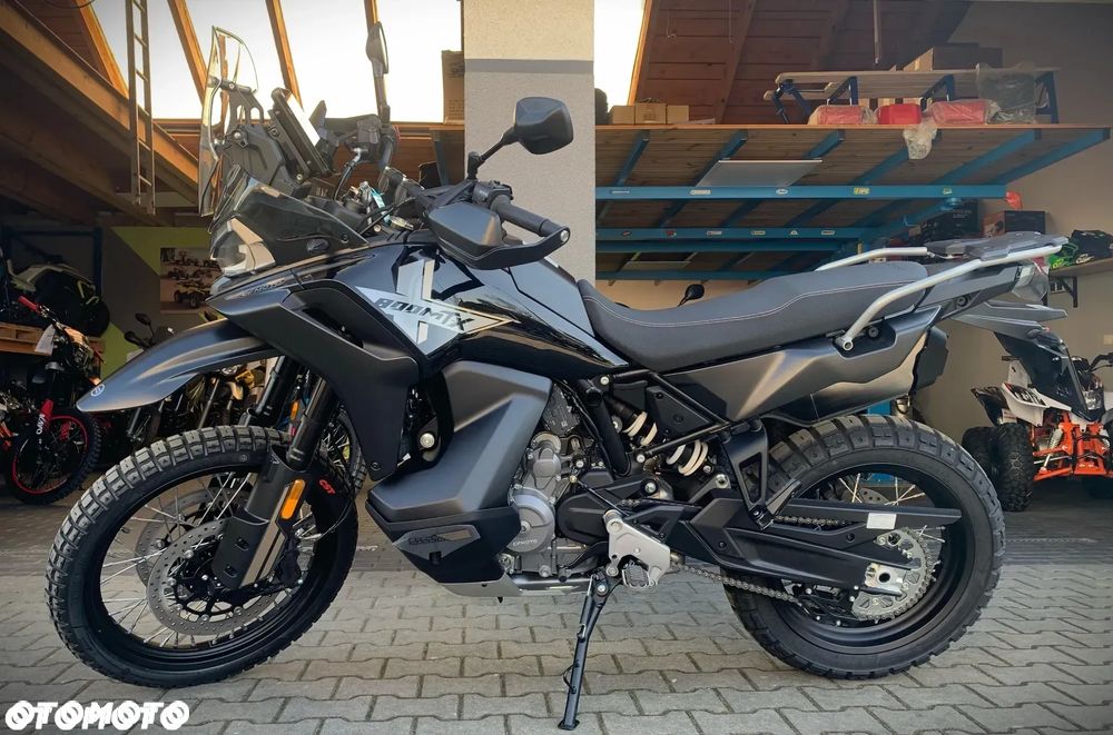 CFMoto MT-X - 2