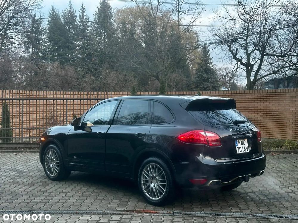 Porsche Cayenne - 7
